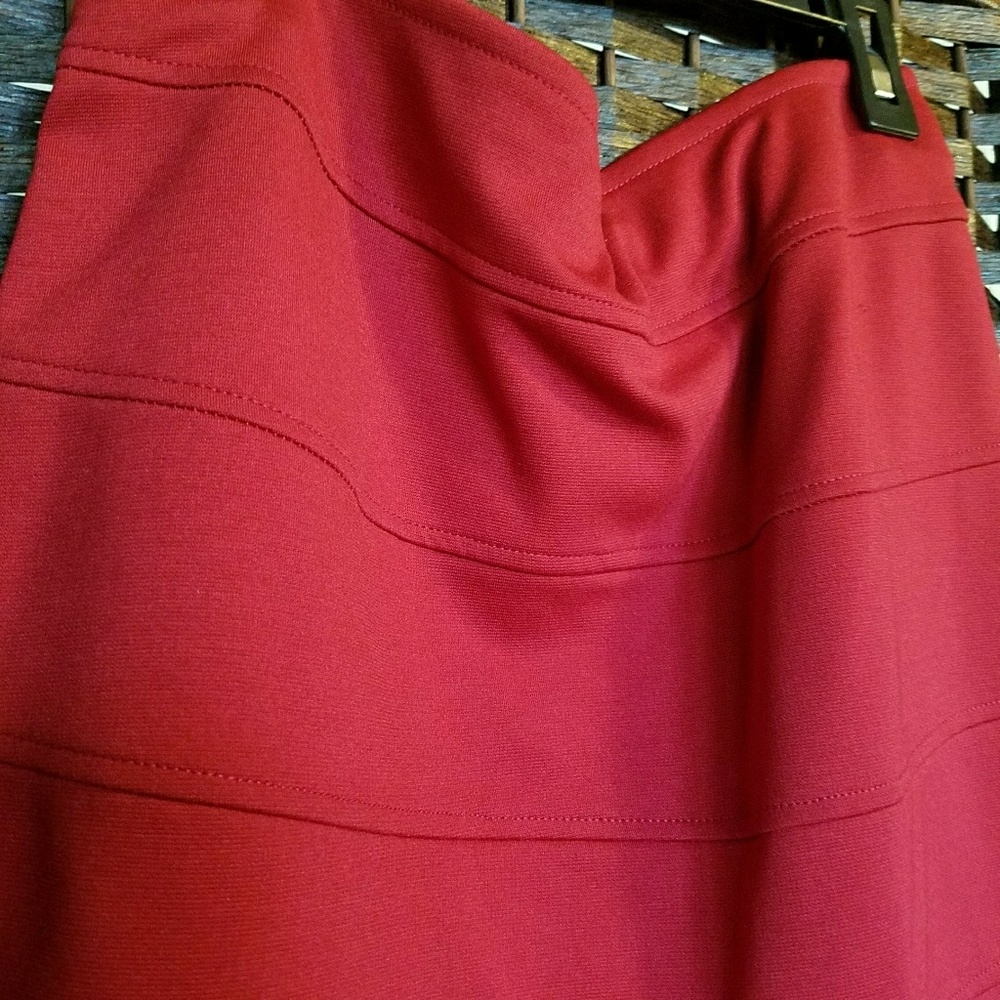 RED skirt